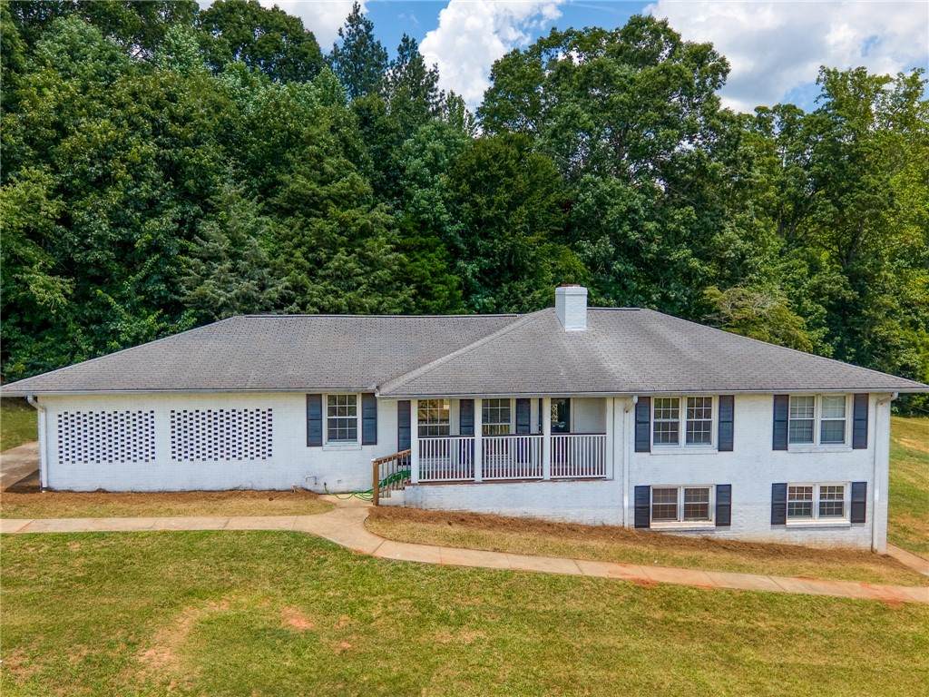 10695 Clemson Boulevard - Photo 1