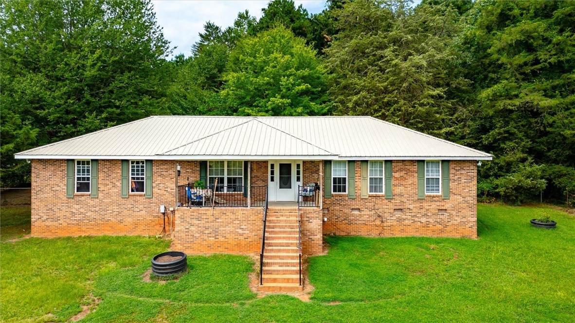 150 Cedar Hill Drive - Photo 1