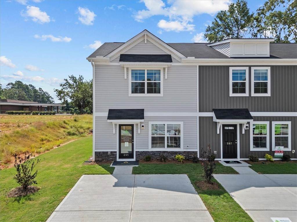 107 Lowland Drive - Photo 1