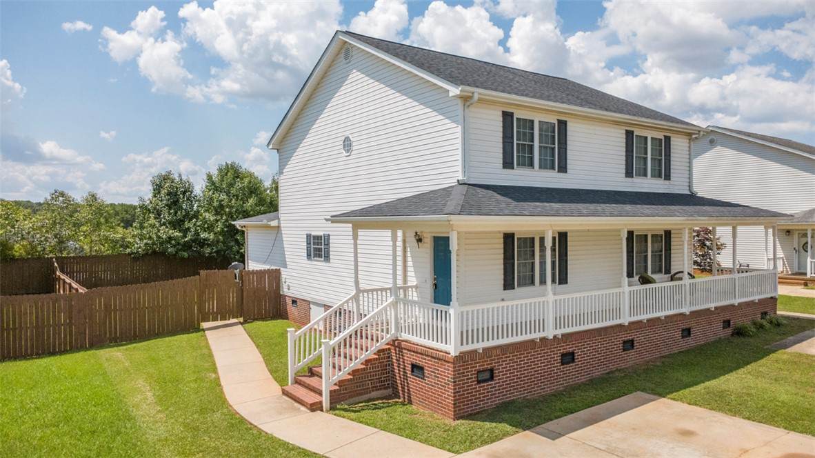 106 A Summerwalk Court - Photo 1