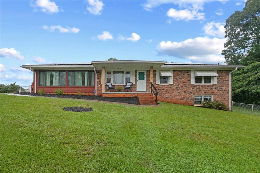 1473 Tamassee Drive - Photo 1