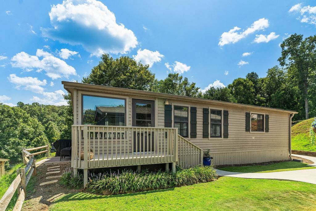 1230 Melton Road - Photo 1