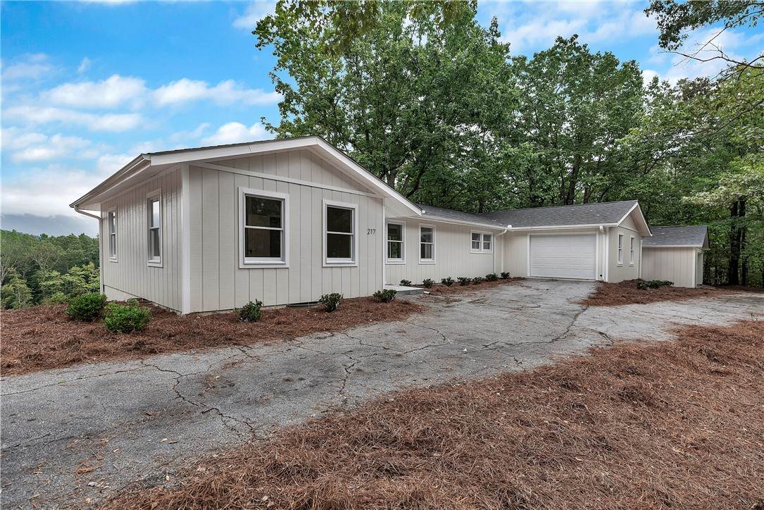 217 Rockcrest Ridge - Photo 1