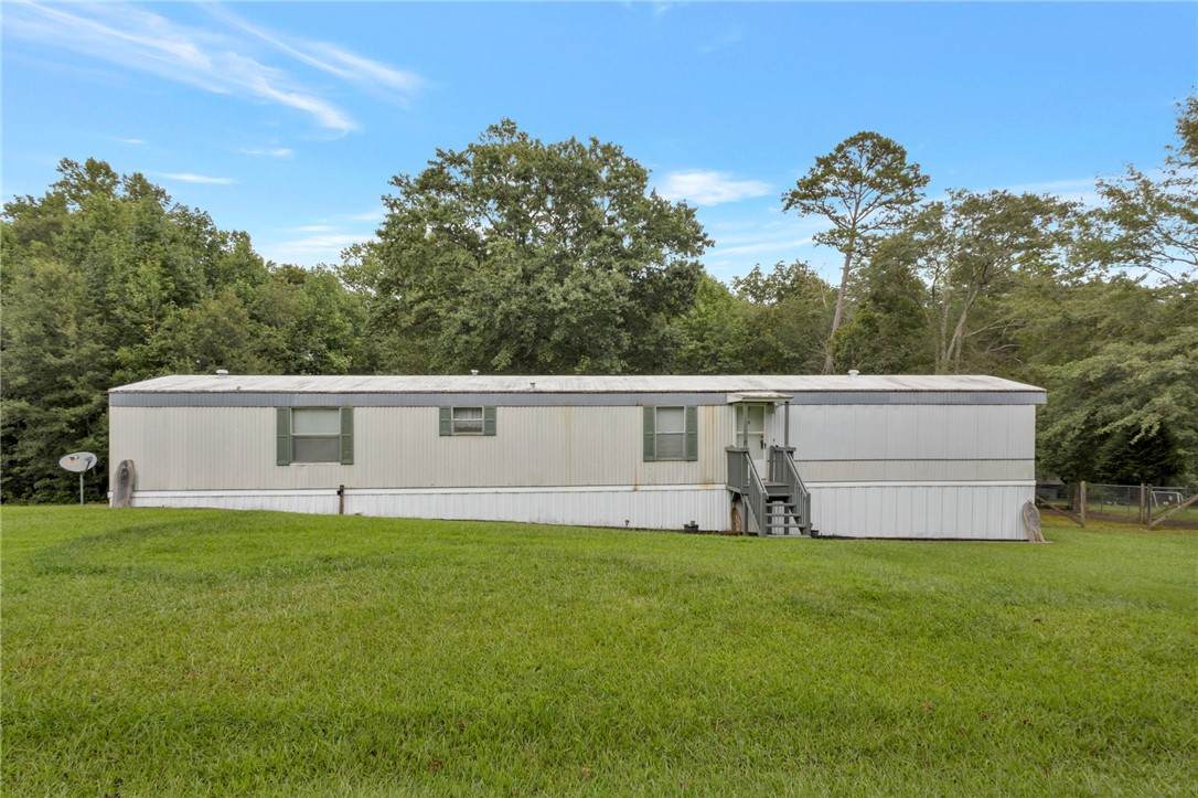 123 Twin Pond Road - Photo 1