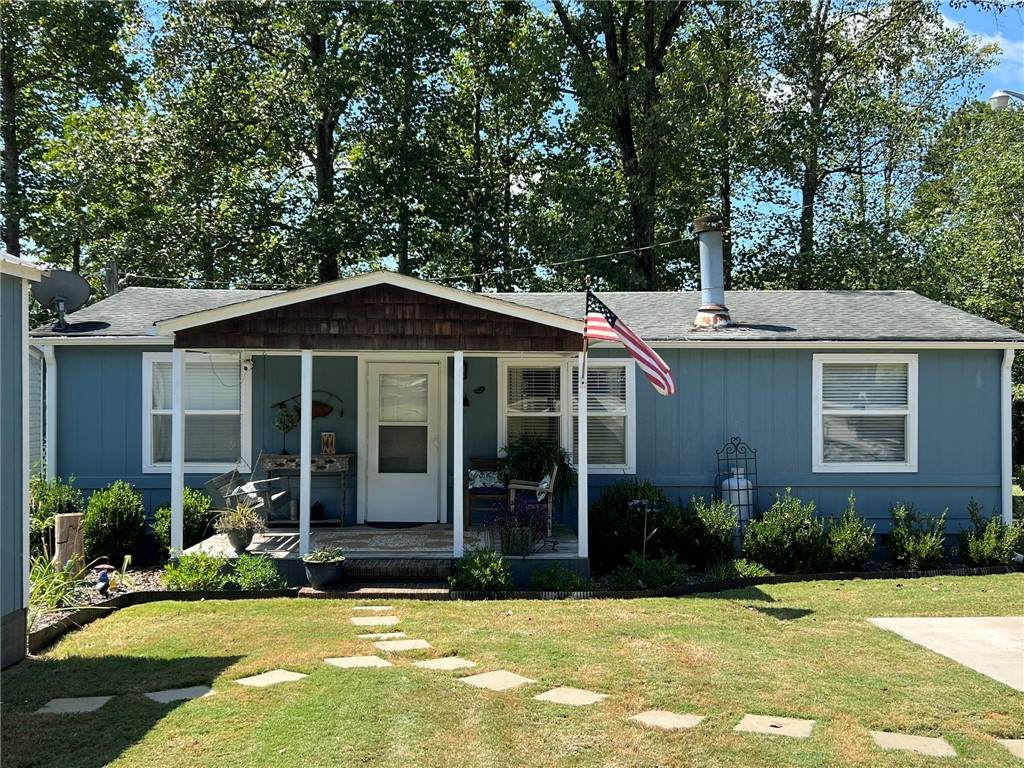 110 Dogwood Lane - Photo 1