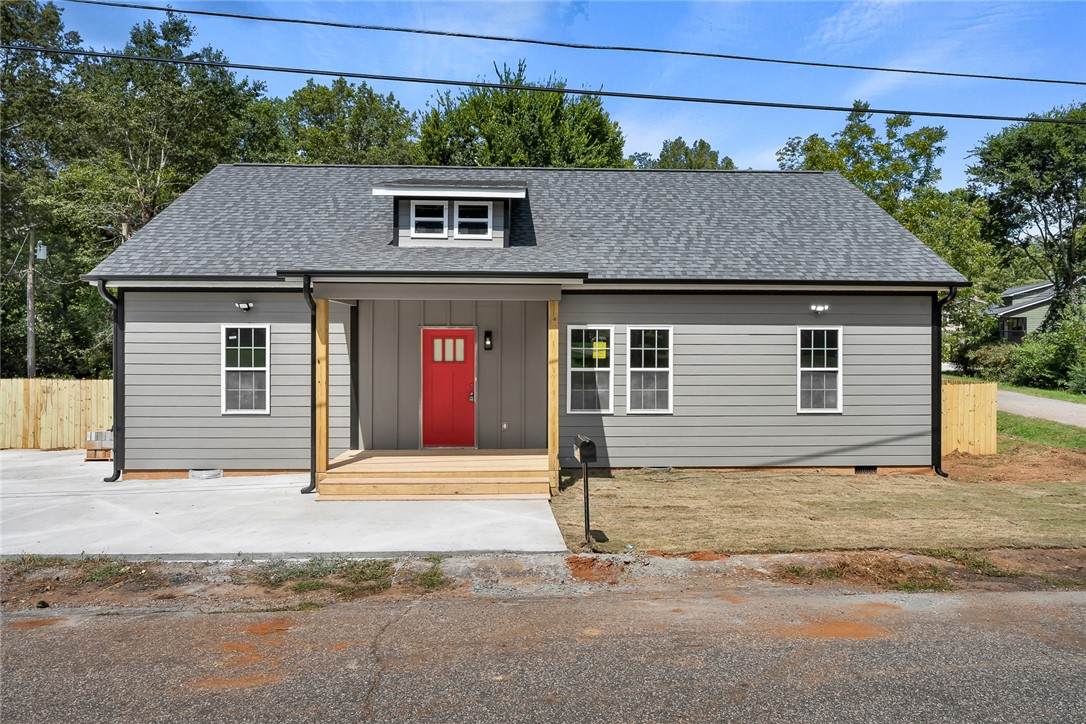 600 Rogers Street - Photo 1