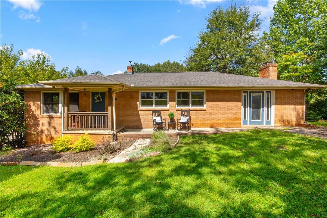 1121 Ireland Road - Photo 1