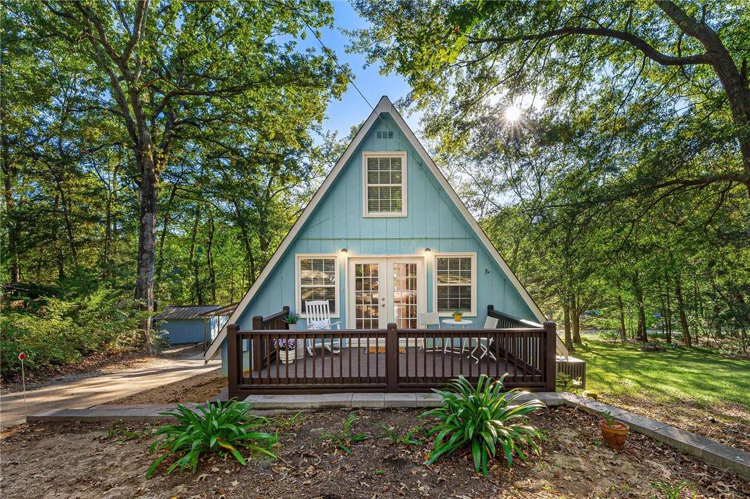 387 Chateau Drive - Photo 1