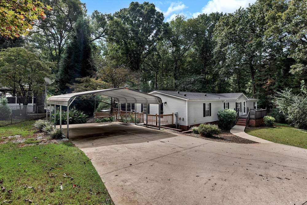 604 Dusty Trail Drive - Photo 1