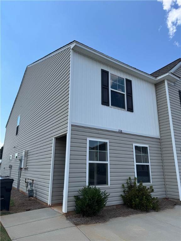 108 Adger Road - Photo 1