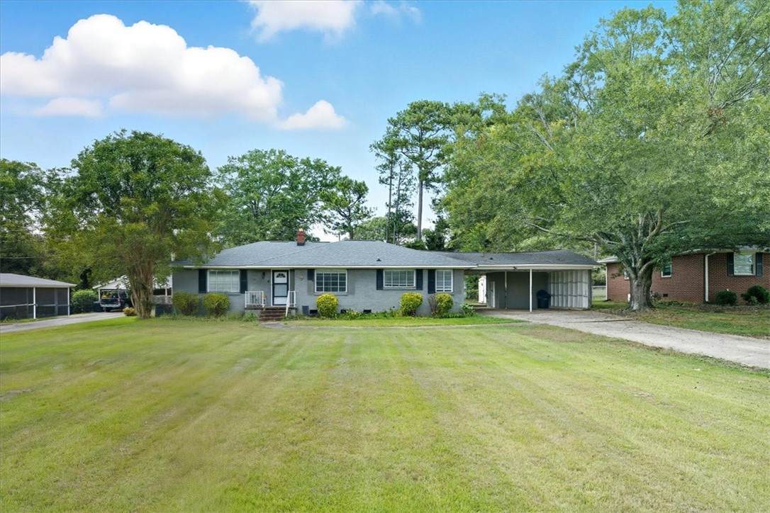 204 Beauregard Avenue - Photo 1