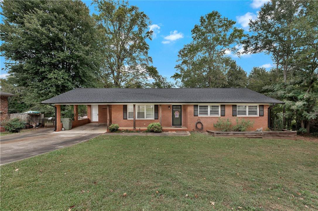 117 Karen Drive - Photo 1