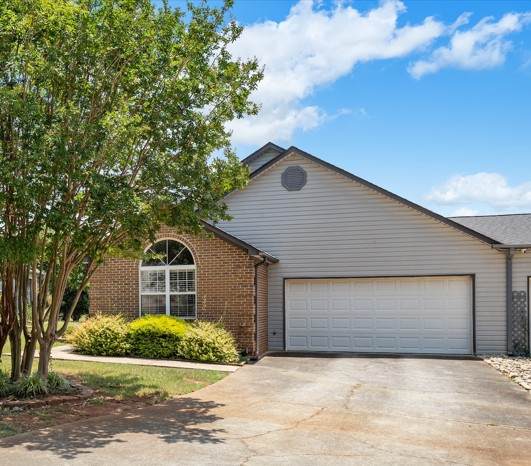 1010 Cobbs Glen Drive - Photo 1