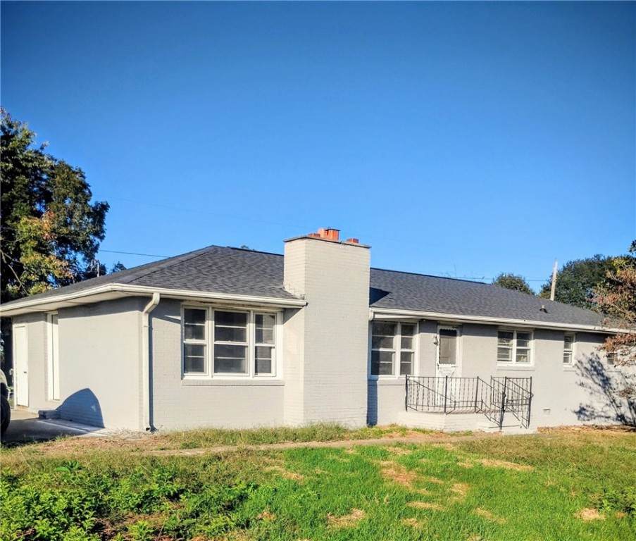 111 Rodgers Road - Photo 1