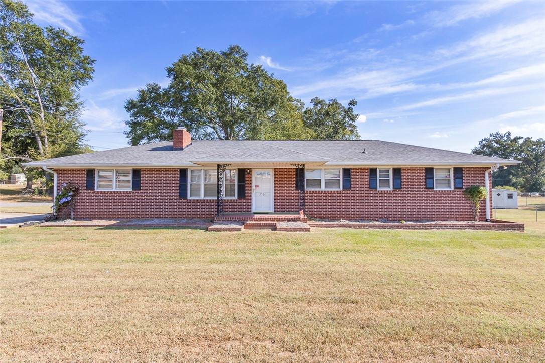 2501 Dobbins Bridge Road - Photo 1