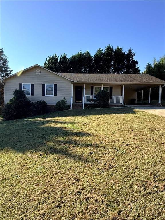 100 Lakeview Circle - Photo 1