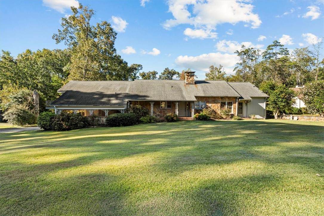 102 Poplar Street - Photo 1