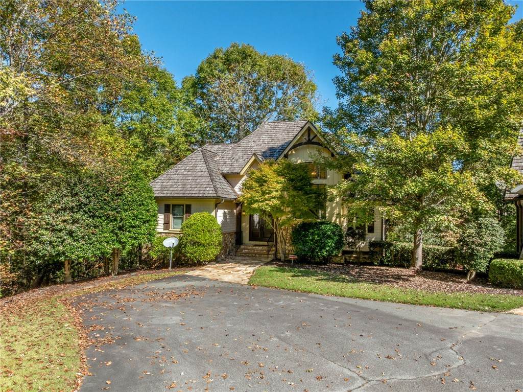 853 Clubhouse Drive - Photo 1