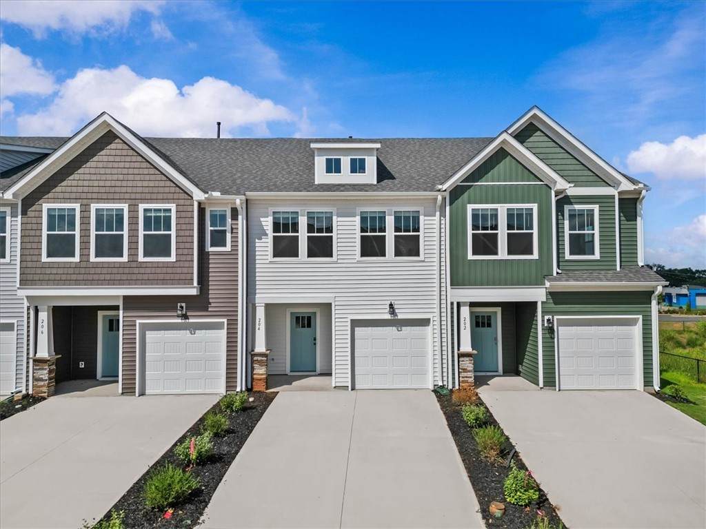 204 Cali Way - Photo 1