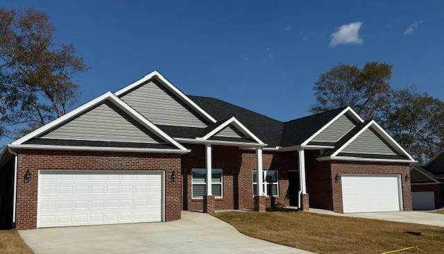 102 Riggins Lane - Photo 1