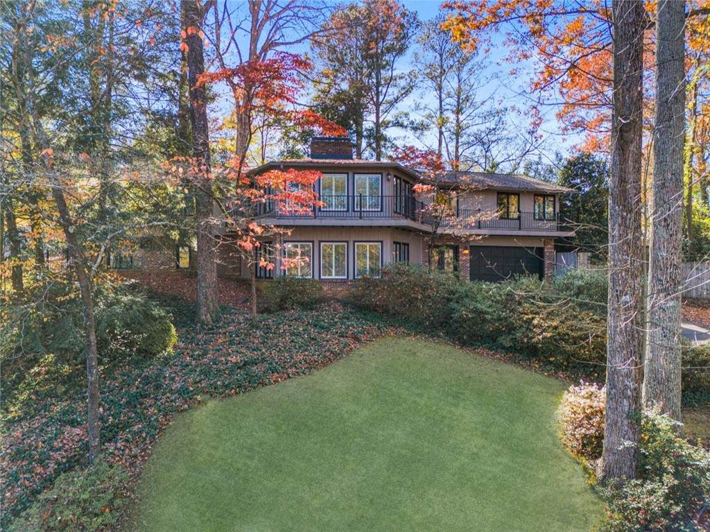 511 Shorecrest Drive - Photo 1