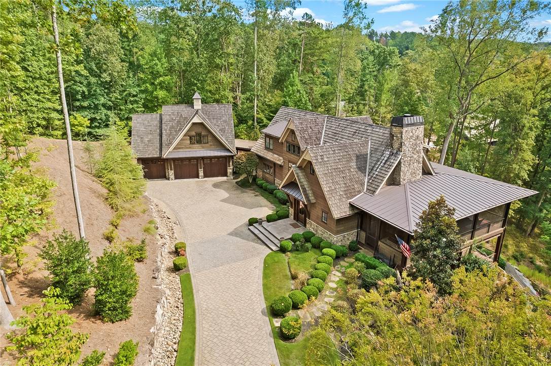 225 Saranac Drive - Photo 1