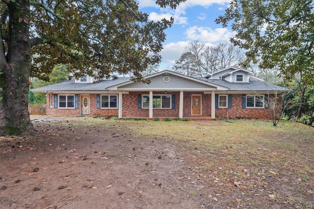 204 Blue Ridge Drive - Photo 1