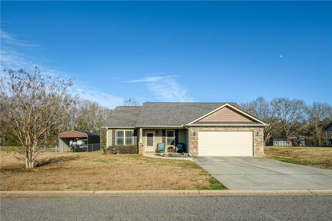 1017 Stoneham Circle - Photo 1