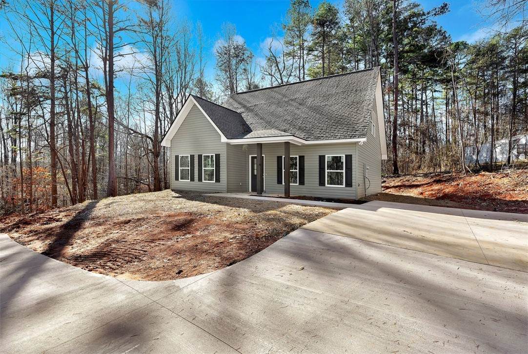 1418 Lake Jemiki Road - Photo 1