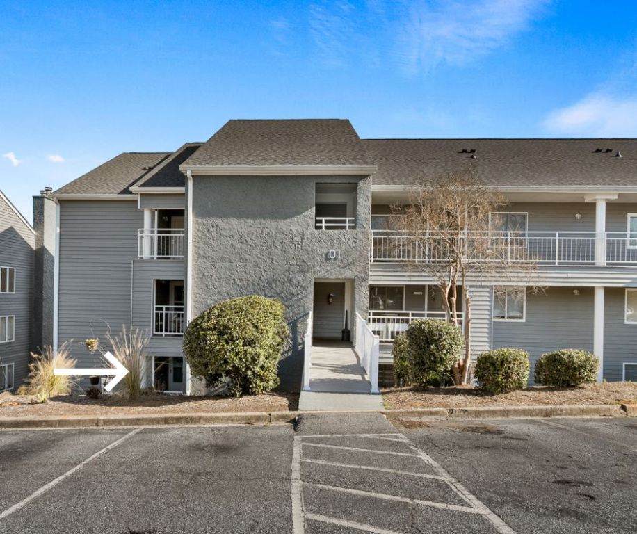 101 Northlake Drive - Photo 1