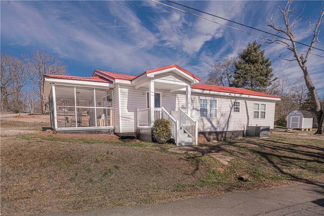 109 Pace Street - Photo 1