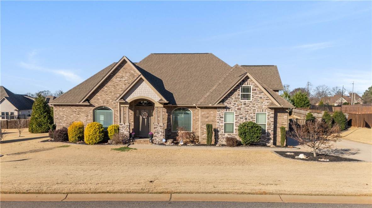 321 La Novia Court - Photo 1