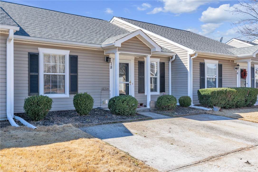18 Sweetgrass Trail - Photo 1