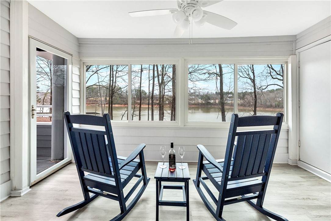 701 Northlake Drive - Photo 1