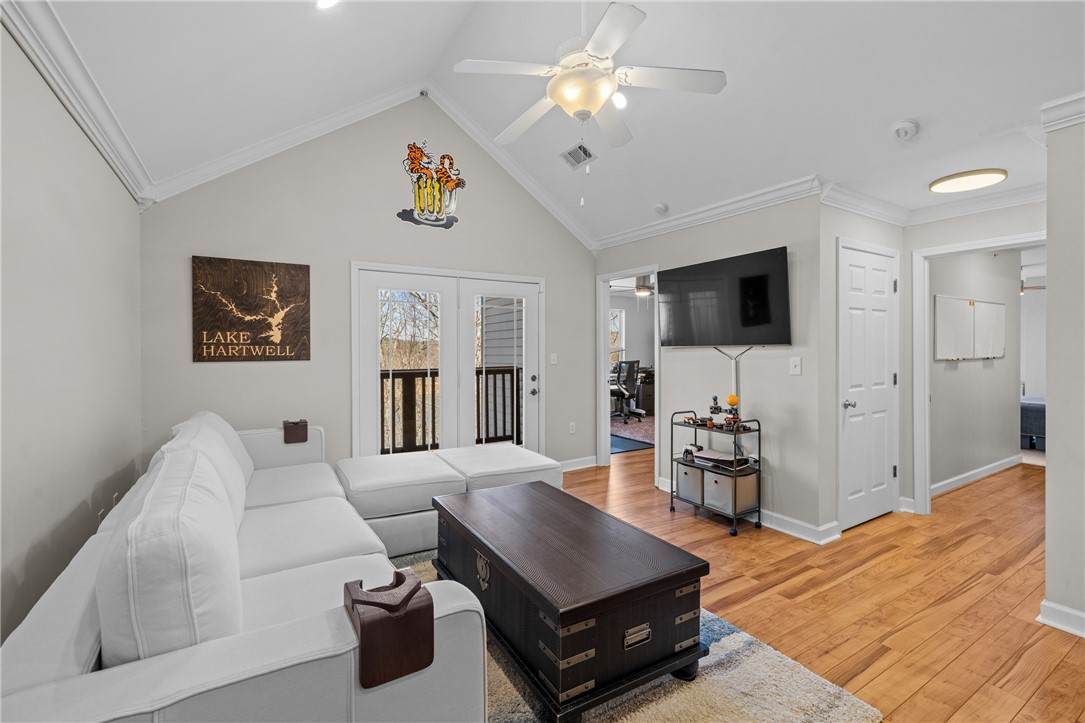 433 Harts Cove Way - Photo 1