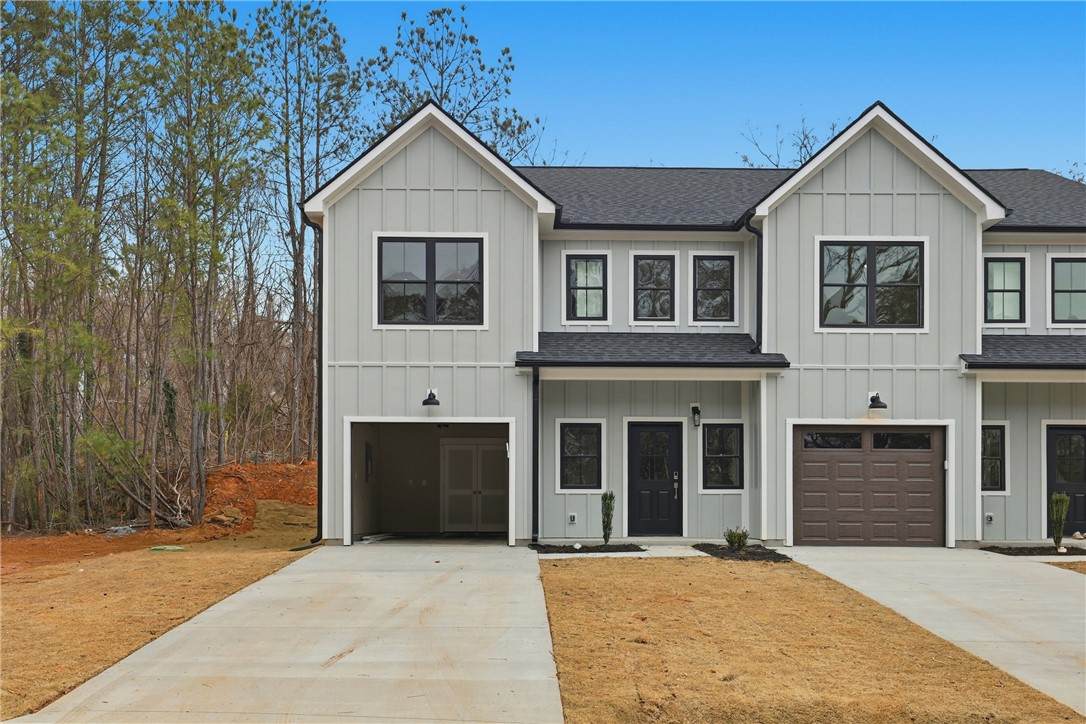 216 Giles Street - Photo 1