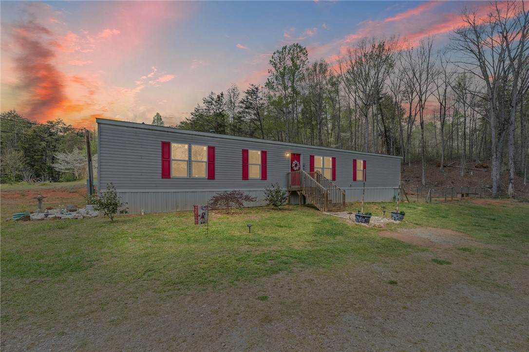 4724 Dacusville Highway - Photo 1