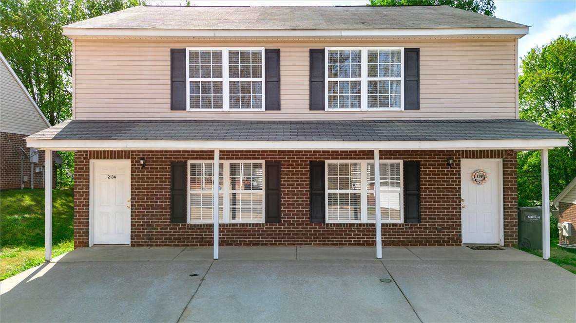 213 Springfield Circle - Photo 1