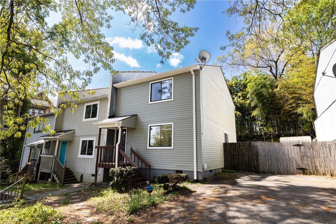 119 Freedom Drive - Photo 1