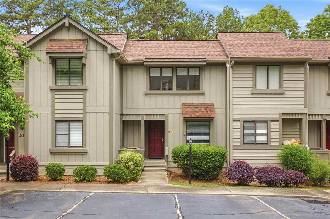 204 Safe Harbor Circle - Photo 1