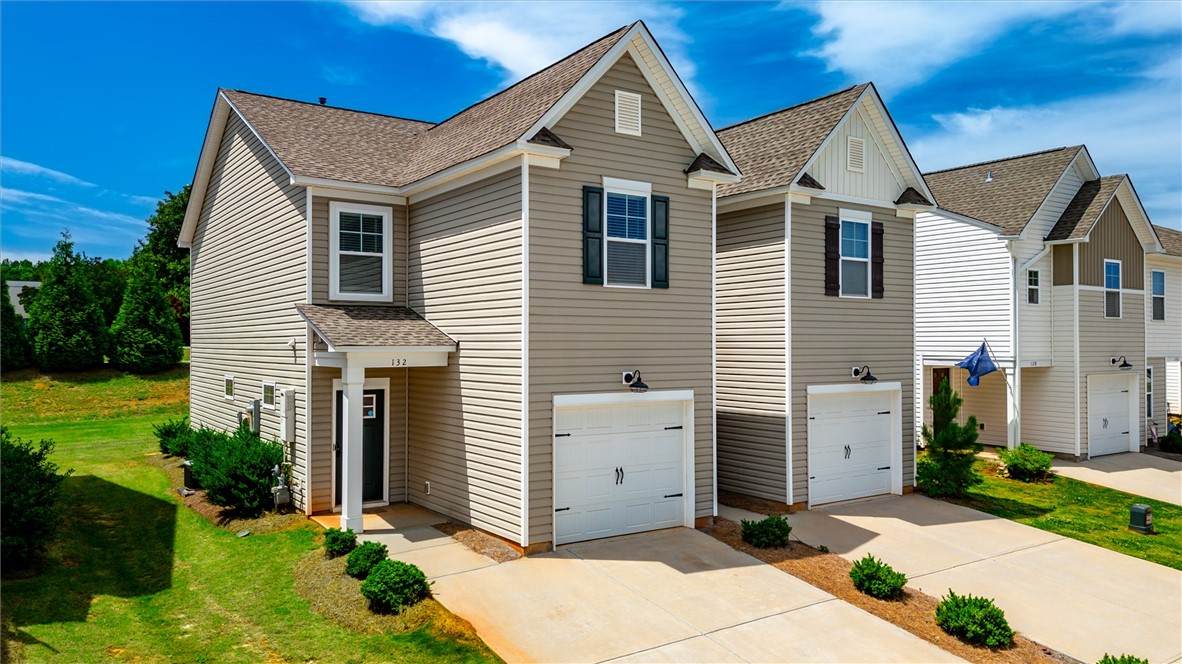 132 Adger Road - Photo 1