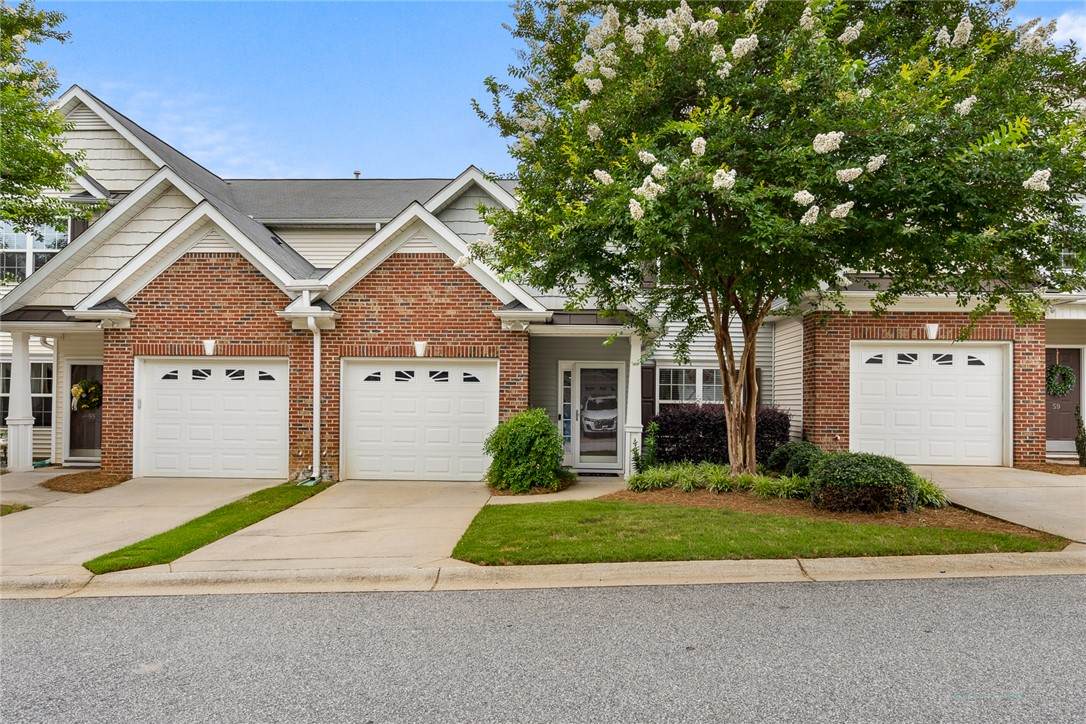 57 Bay Springs Drive - Photo 1
