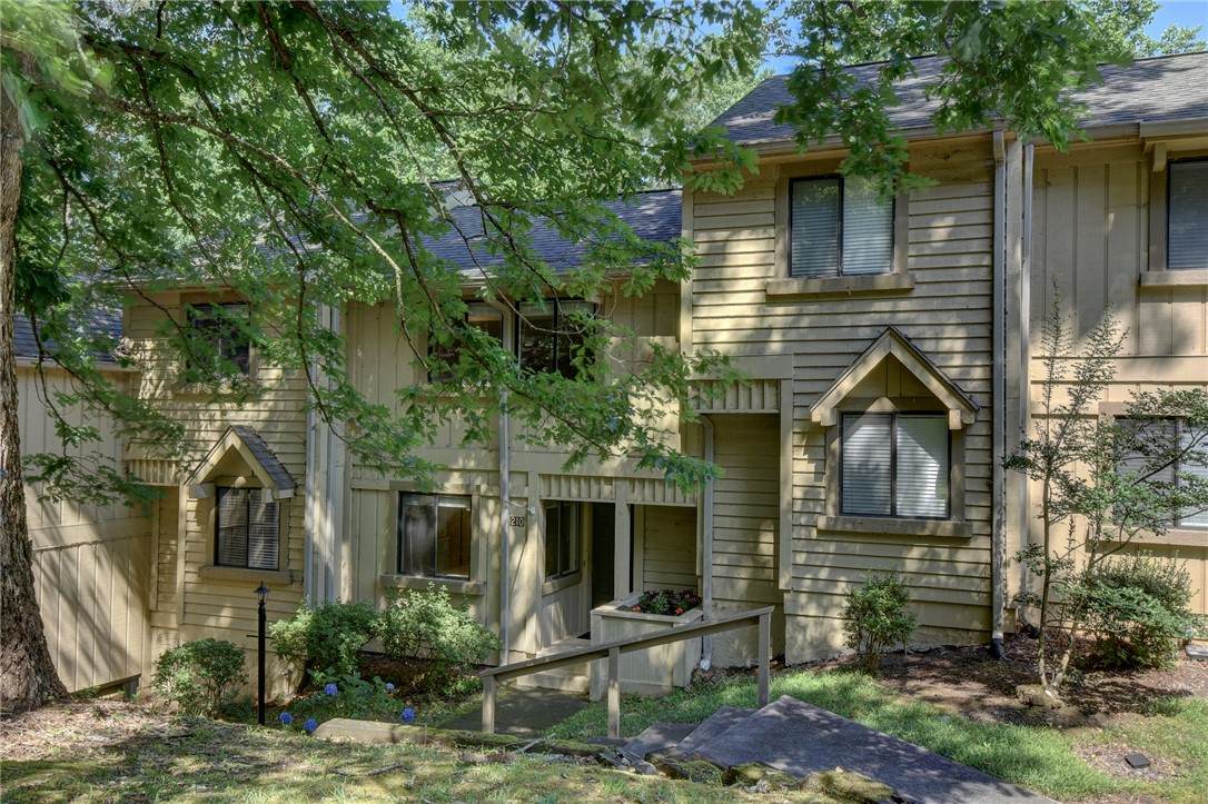 210 Harbor Cove Drive - Photo 1