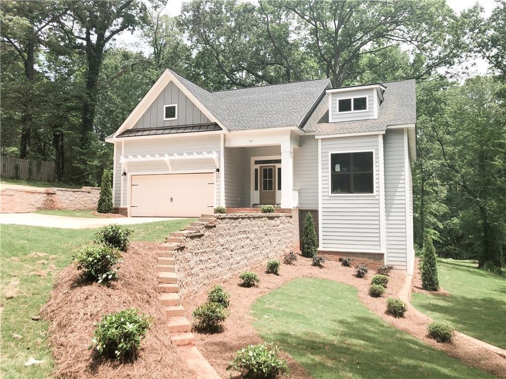 113 Valley View Drive - Photo 1
