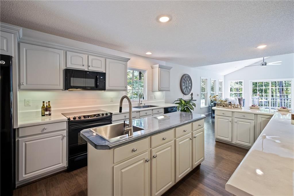 190 Keese Lane - Photo 1
