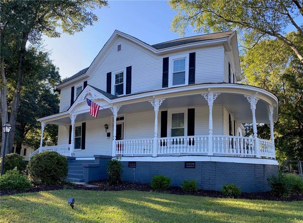 605 Main Street - Photo 1