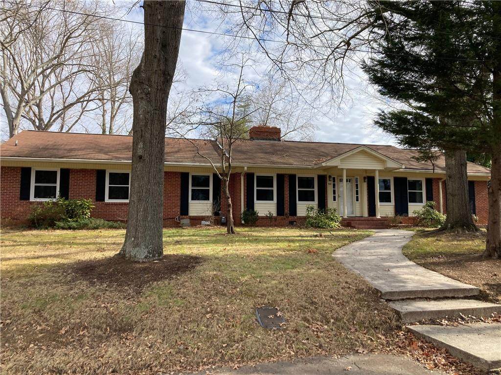 501 Stewart Drive - Photo 1