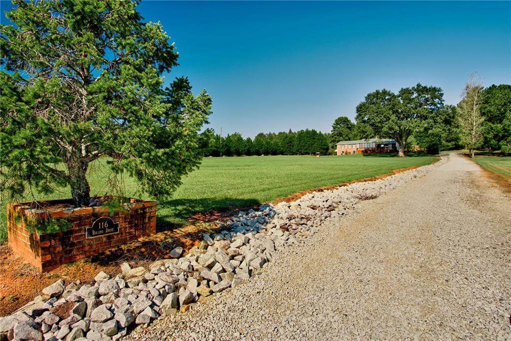 116 Rolling Drive - Photo 1