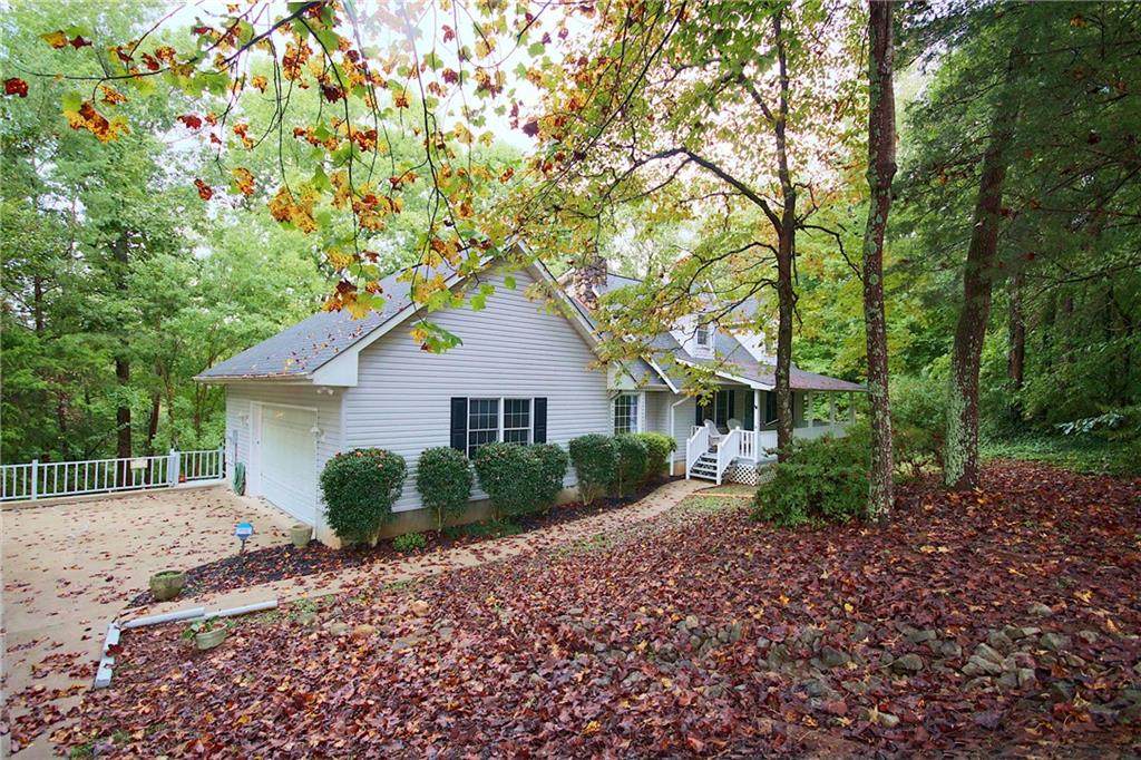 111 Magnolia Way - Photo 1