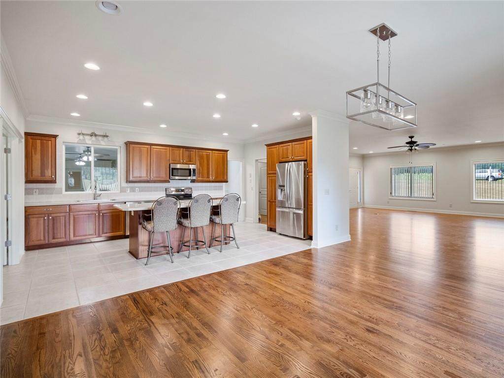 130 Thompson Road - Photo 1